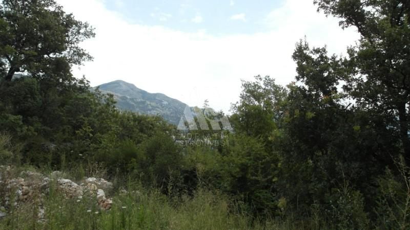 Земля в Сутоморе, Черногория, 288 м<sup>2</sup>